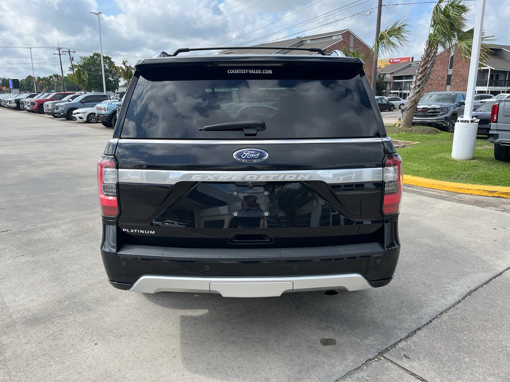 2020 Ford Expedition — rear three-quarter view
