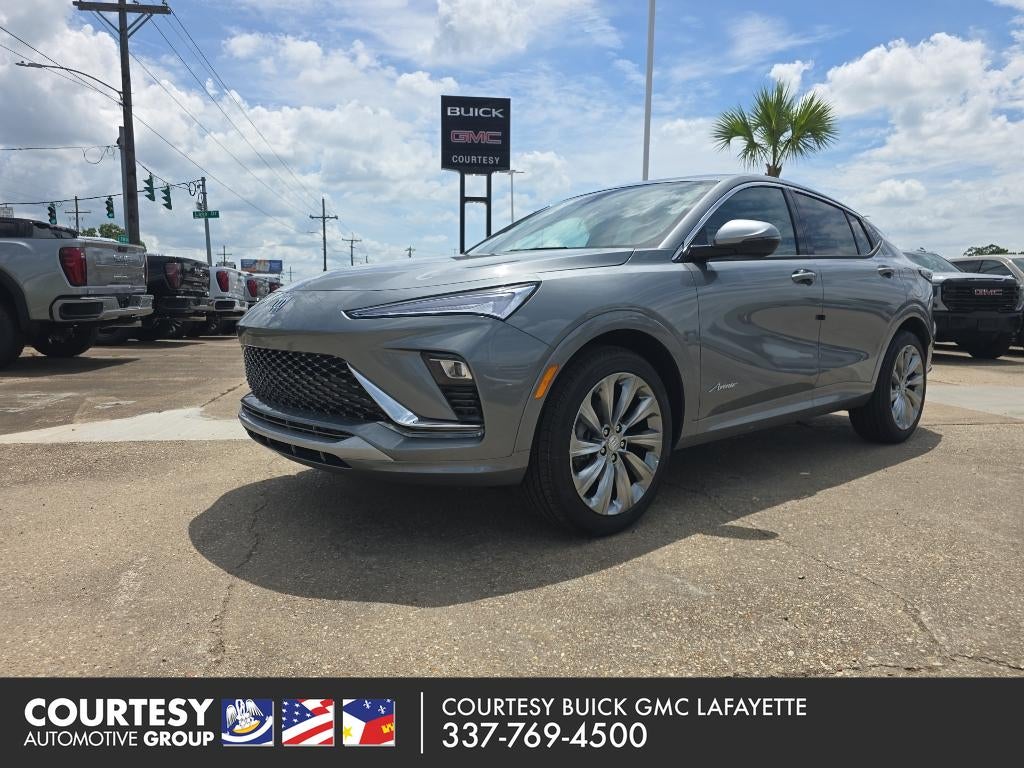 2026 Buick Envista Avenir in Moonstone Gray Metallic — front three-quarter view
